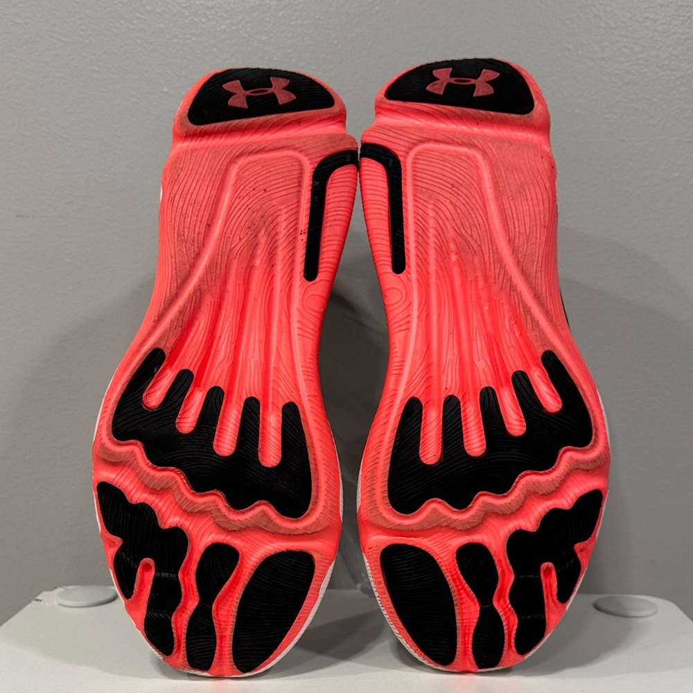 Under Armour Women's Black and Pink Athletic Shoes - Picture 6 of 6